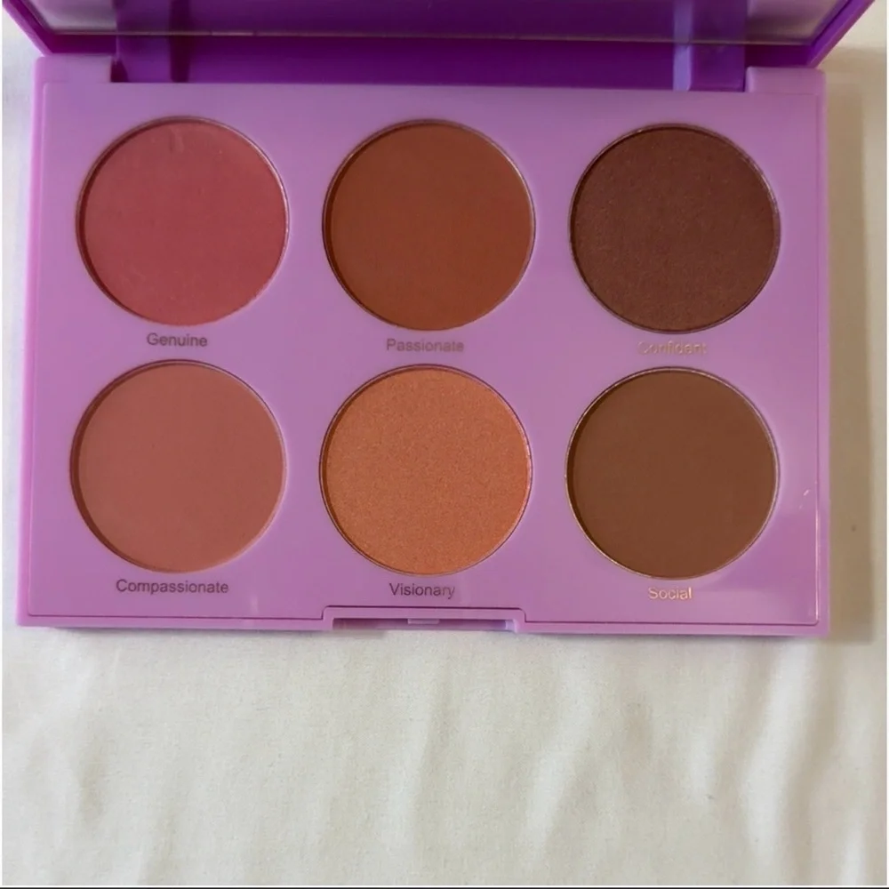 Real Her You Are Brilliant Pro Blush Palette 6 Shades NEW